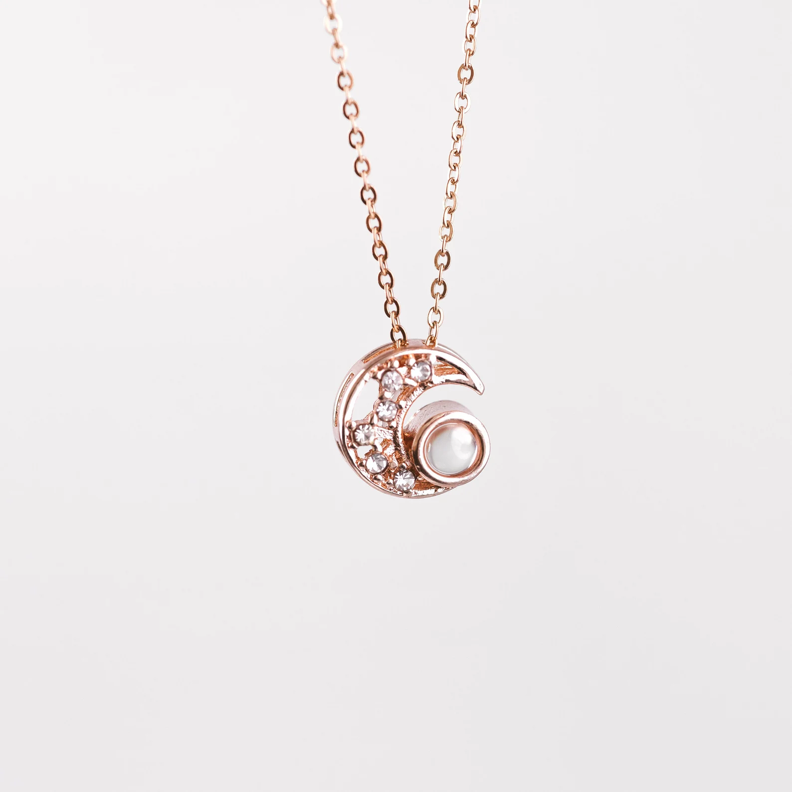 Pakabukas „Mėnuliukas” - Image 4